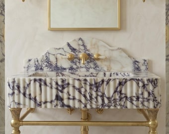 Calacatta Viola-Marmor Waschbecken mit Aufkantung, an der Wand befestigtes Badezimmer-Becken, handgeschnitztes Naturstein-Waschbecken, kundenspezifische Größe