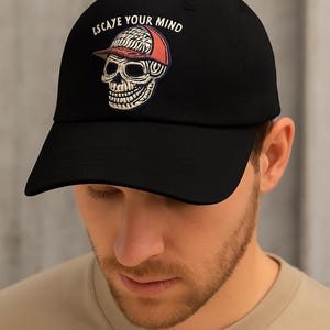 Escape Your Mind – Skull Maze Trucker Hat, Bold Mental Freedom Design