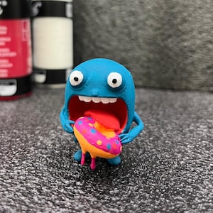 Cute Donut Monster Figurine – Colorful 3D Printed Desk Toy, Kawaii Handmade Gift for Sweet Lovers