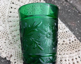 Vaso verde Anchor Hocking de 4 pulgadas