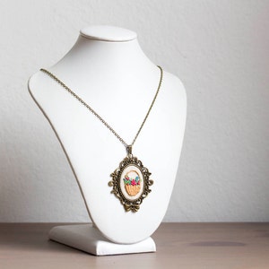 Flower basket necklace hand embroidery n076 image 2