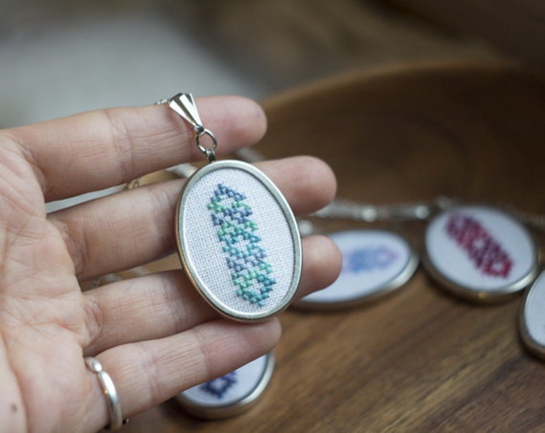 Cross stitch necklace, custom melange color, ethnic Slavic embroidery n001m image 4