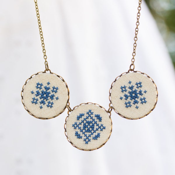 Casual necklace with cross stitch embroidery, n028