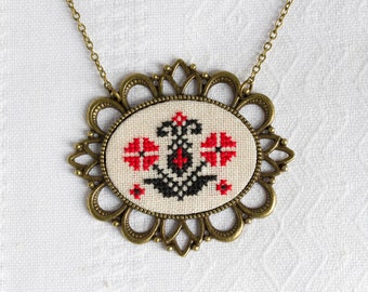 Cross stitch necklace with Ukrainian embroidery by Skrynka n070