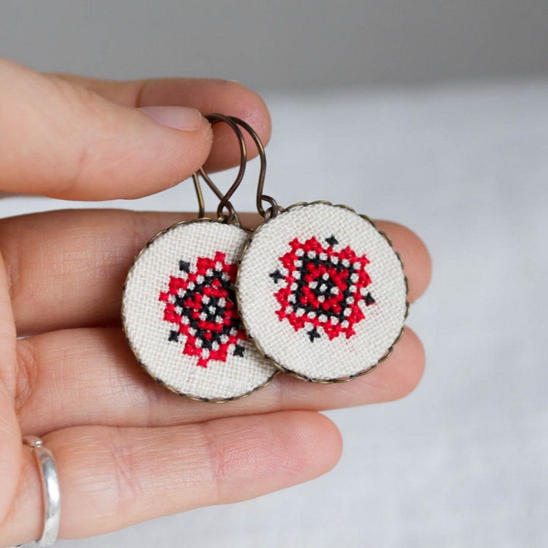 Ukrainian cross stitch dangle earrings red and black Ethnic collection e028 image 4