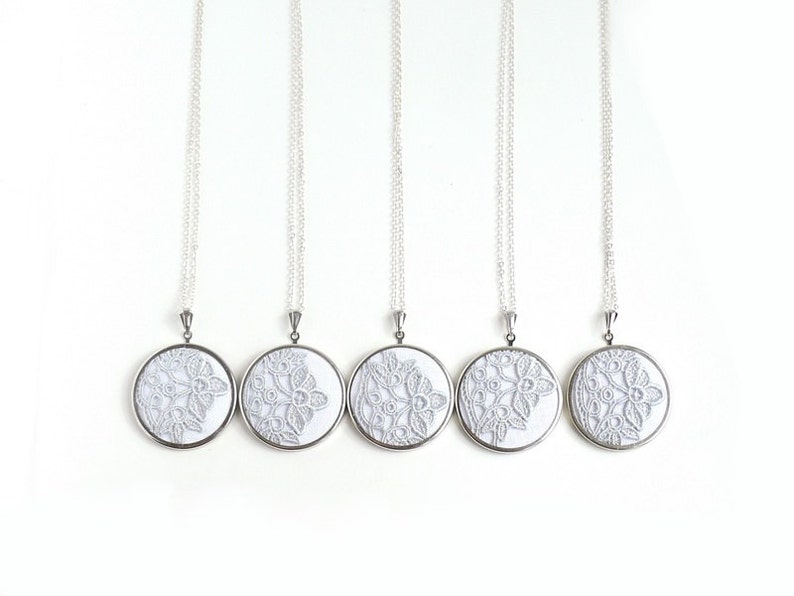 Grey lace necklaces for bridesmaids l009 image 2