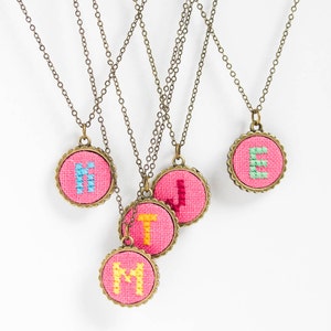Personalized necklace, Initial necklace, custom color on pink fabric image 2