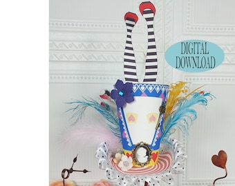 Decorazione Alice nel Paese delle Meraviglie, Cappello Centrotavola, Modello con Motivo Unico, Cappello Cappellaio Matto da 4,7", Gambe di Alice, Tea Party, Ab1A