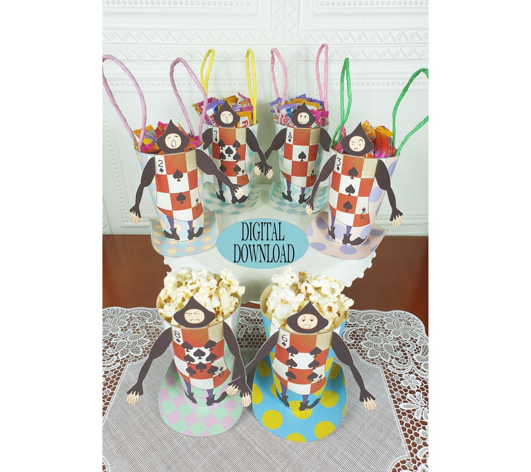 Alice in Wonderland Decoration, Set of 6, 4.7" Favor Bag Template ...