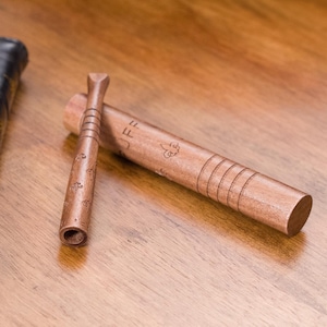 Handcrafted Walnut Wood Cigarette Holder Set with Storage Tube – 4&quot; Stylish Mouthpiece with Elegant Design (Royal Lily)