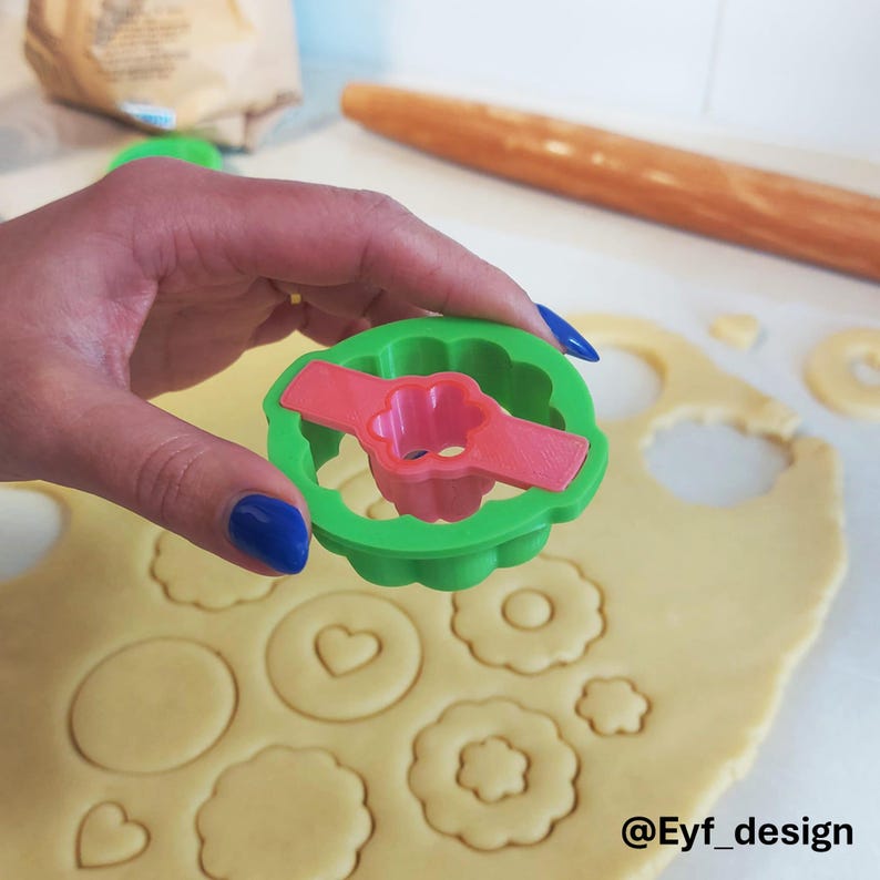 Modular Sandwich Cookies Cutters – Interchangeable Set with 2 Bases + 7 Inner Shapes image 2
