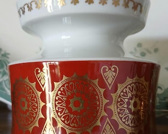German Porcelain Gold Gilt Vase made by Unterweissbach