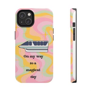 De camino a un día mágico, monorraíl de Disney, funda de teléfono retro