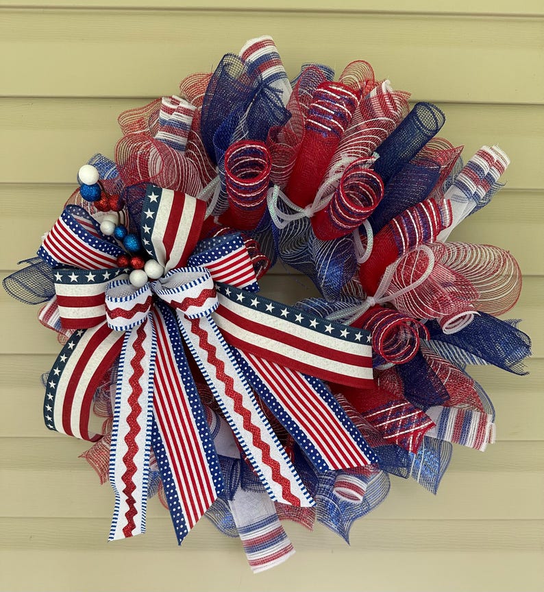 Patriotic Wreath for Front Door, Red White Blue Mesh Wreath, 4th of ...