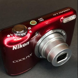 Nikon Coolpix A10 Digital Camera - Red - 16.1 MP, 5x Zoom