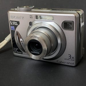 Sony Cyber-shot DSC-W5 | 5.1MP Retro Digital Camera | Tested & Working