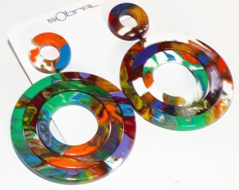 Boucles d'oreilles pendantes Sobral Gaia Modernismo Pollock multicolores fabriquées par l'artiste