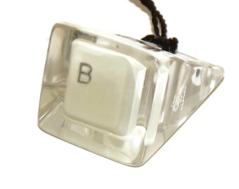 Sobral Flash Gordon Tecla Letter B Keyboard Artist Made Statement Ring Size 7.5