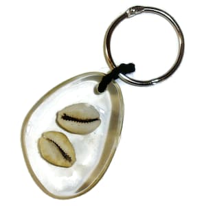 Sobral Brazilian Artist Made Buzios Sea Sheel Key Chain Ring