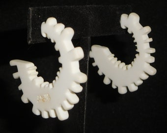 Sobral Atelie Matte White Gear Shaped Edge Hoop Artist Made Post Earrings