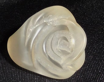 Sobral Classicos Rosa Rose Flower White Frost Matte Artist Made Ring