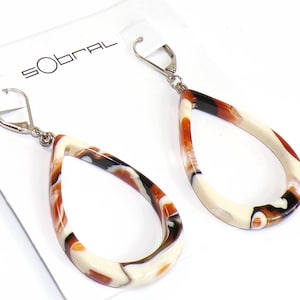 Sobral Onda Cristiane Marbled Caramel & White Teardrop Hoop Artist Made Earrings