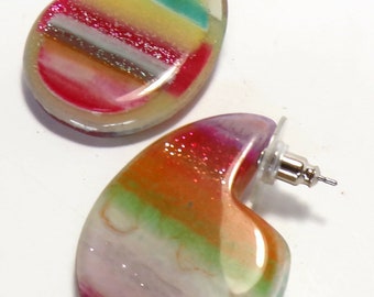 Boucles d'oreilles Sobral Neoconcretismo Mini Encanto scintillantes multicolores fabriquées par un artiste