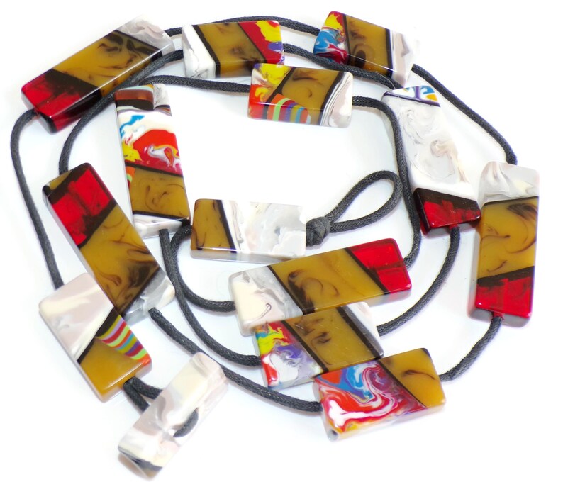 Collar Sobral Patchwork Mariane Multi Pattern de 114 cm de largo, hecho a mano con cuentas. imagen 8