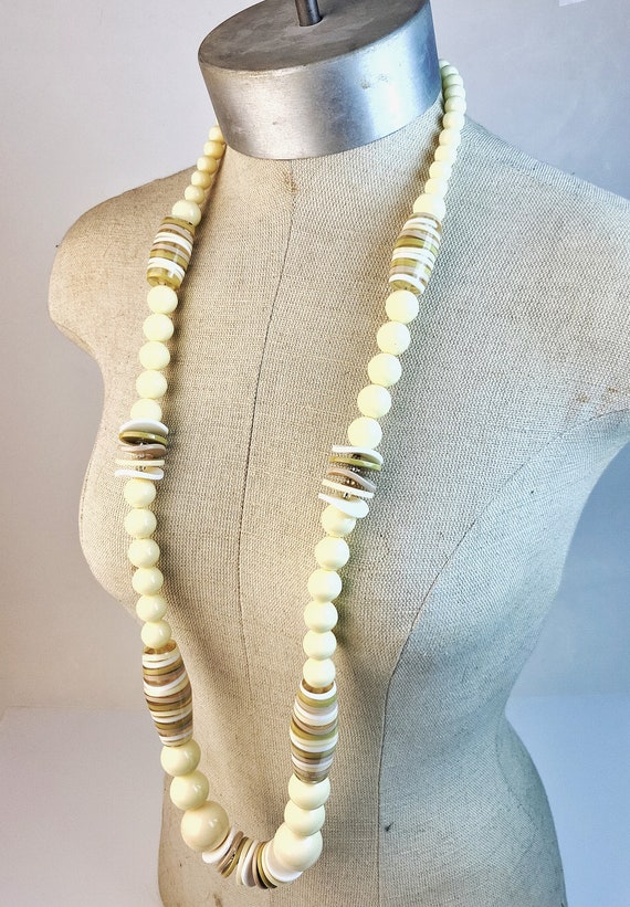 Sobral Africa Taupe Ivory White Large Beads Artis… - image 5