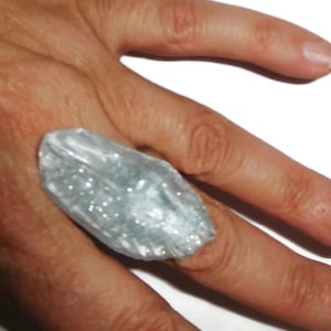 Sobral Quartzo ljusblå glitter konstnärsgjord ring
