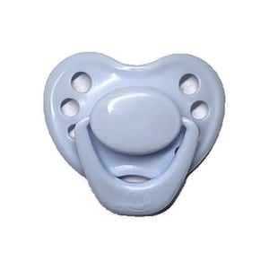 HoneyBug Sweetheart magnetic dummy - Baby Blue