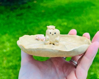 Keramik Frosch Ring Schale: Seerosenblatt Schmuckhalter
