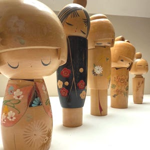 Set of 5 Vintage Wooden Japanese Kokeshi Dolls