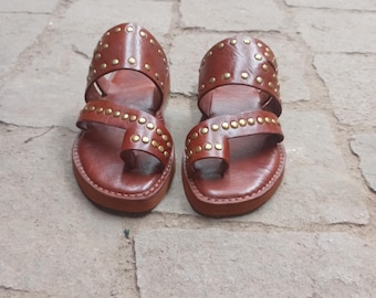 Sandalias marroquíes de piel con tachuelas para mujer – Sandalias de piel auténtica hechas a mano – Zapatos de estilo boho chic
