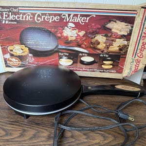 Master Chef Vintage Electric Crepe Maker WORKS! Model 8421 w Original Box USA