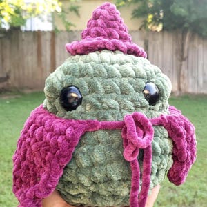 Crochet Frog Wizard Plushie Amigurumi Handmade Frog Stuffed Animal dnd Gift