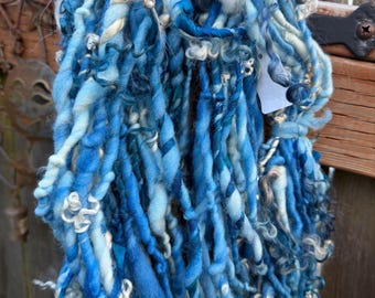 HANDSPUN Yarn Wool Thick and Thin Yarn with Locks