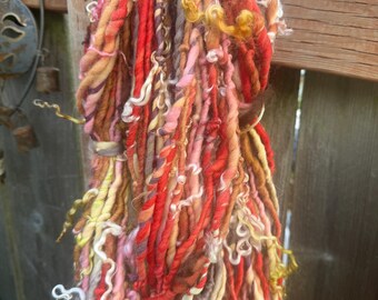 HANDSPUN Yarn Wool Thick and Thin Yarn with Locks