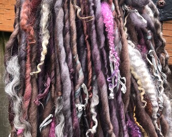 HANDSPUN Yarn Wool Thick and Thin Yarn with Locks