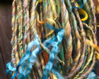 HANDSPUN Yarn Wool Thick and Thin Yarn with Locks
