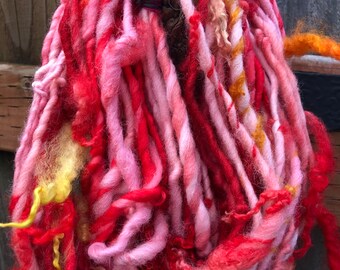 HANDSPUN Yarn Wool Thick and Thin Yarn with Locks
