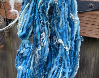 HANDSPUN Yarn Wool Thick and Thin Yarn with Locks