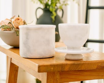 Mantequera de mármol hecha a mano, mantequera blanca con tapa, elegante mantequera de mármol para la decoración de la cocina, regalo francés para la encimera para ella.