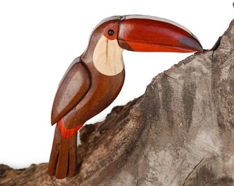 Toucan wood carved Christmas ornament, Wooden animal magnet, Jungle wildlife intarsia, Bird scroll saw art