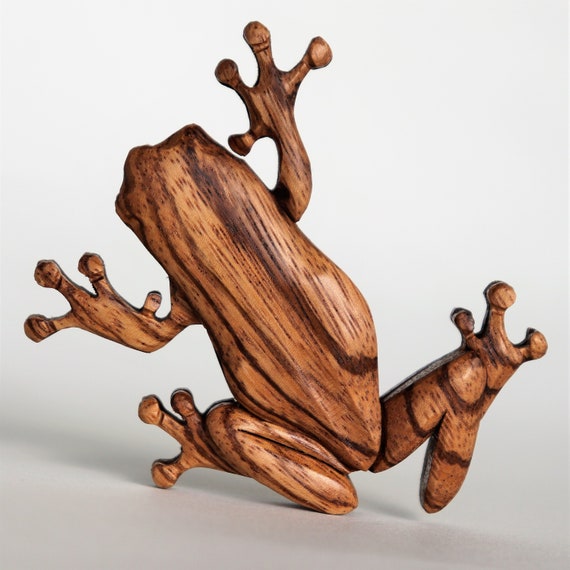 Tree Frog Magnet Ornament Intarsia Wood Carving Wooden Amphibian