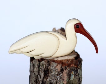 White ibis Christmas ornament or magnet, Handmade wildlife intarsia wood art, Personalized wood carving, Wooden bird scroll saw decoration