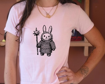 Konijnenridder met Morgenster Baby T-shirt | Middeleeuws Y2k Konijnen T-shirt