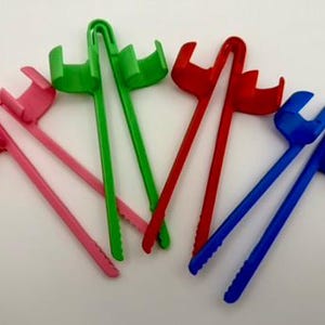 3D Printed Finger Chopsticks – Reusable No-Mess Snack Tool Christmas 4 Bundle