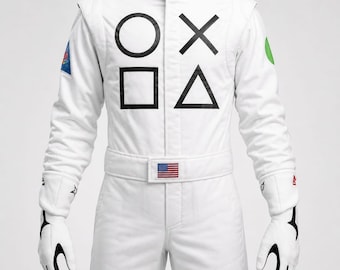Tuta da gara per go-kart con passamontagna incluso e possibilità di personalizzare logo, nome e numero.
