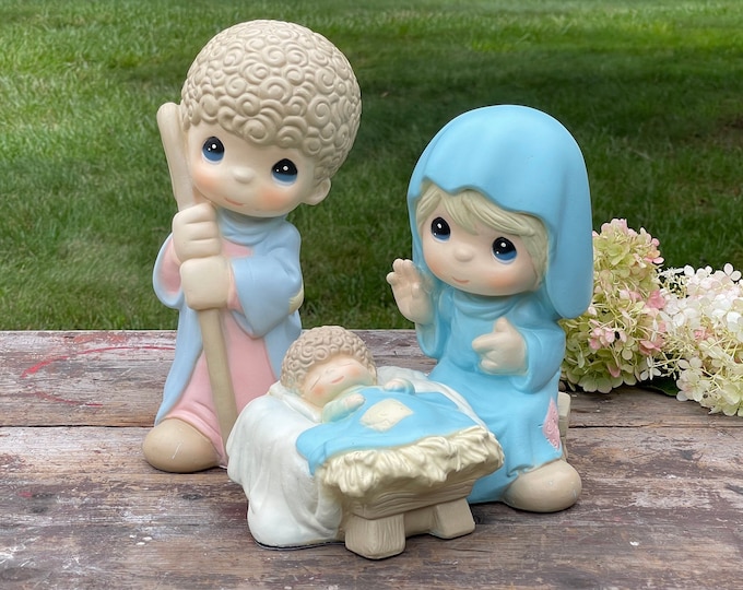 Large Vintage Precious Moments Nativity Set/ Precious Moments Nativity